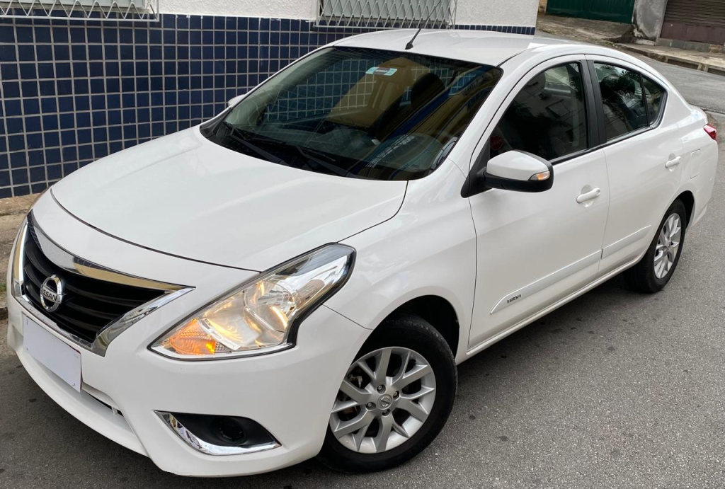 VERSA 1.6 SV CVT
