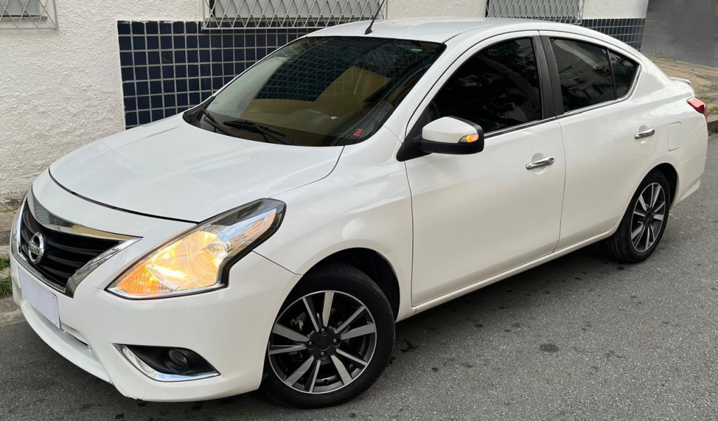 VERSA SL 1.6 AUT